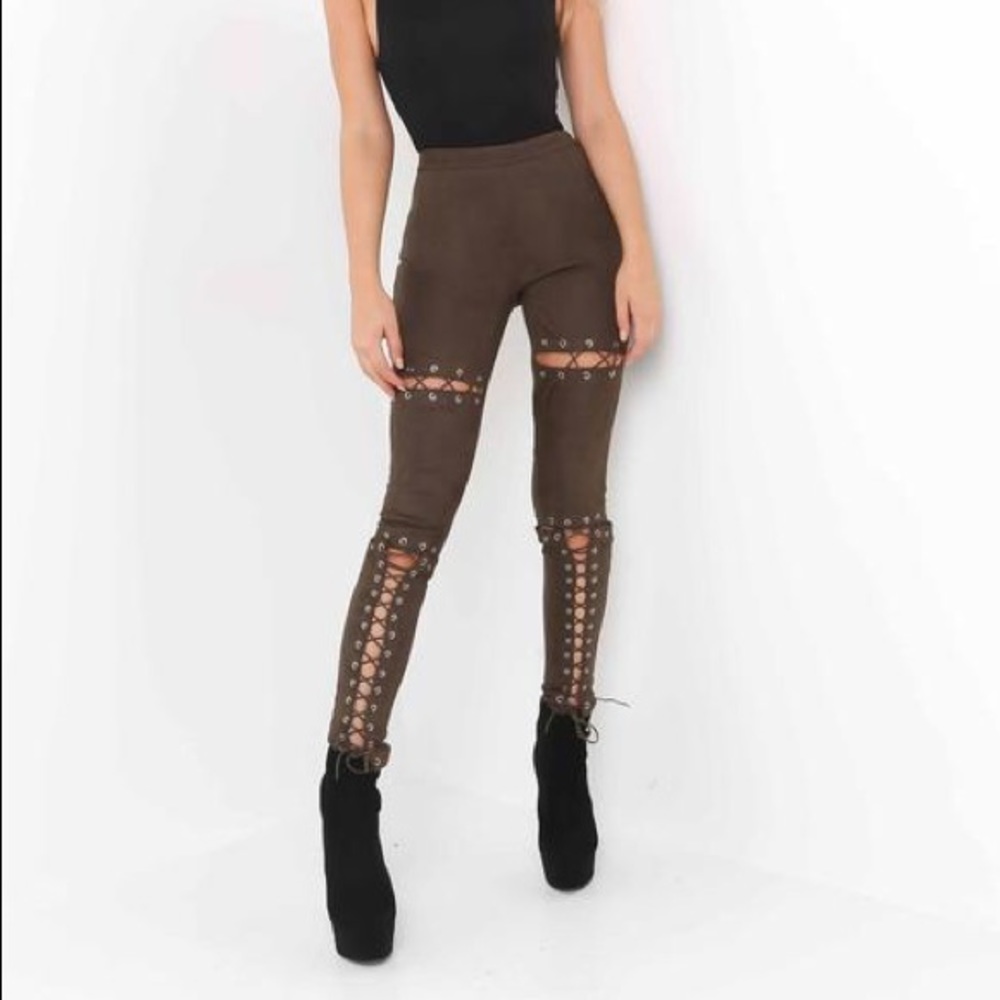 Brand new Tiger Mist Vanity Lace Up Pant